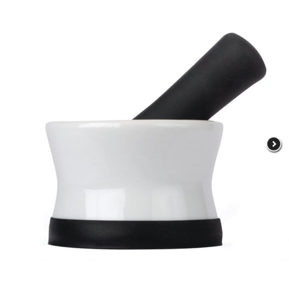Porcelain Mortar and Pestle with Black Silicone Base - Picture 4 of 6